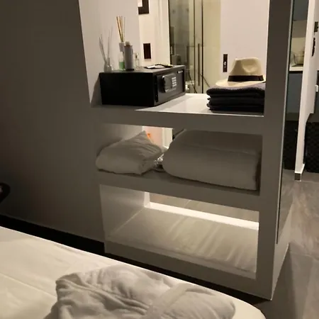 Only2suites Apartment *