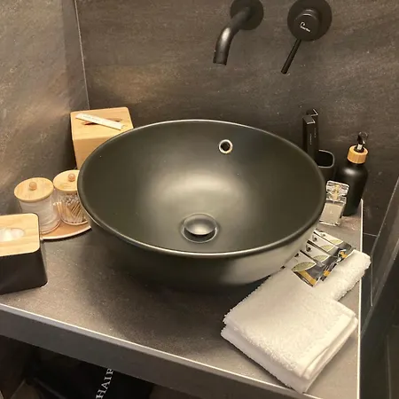 Apartment Only2suites